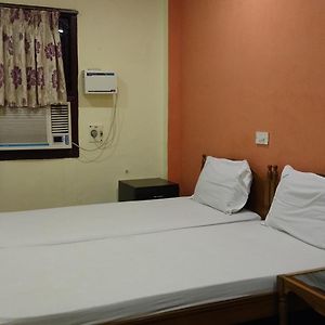 Thangam Balaji Guest House -Near Us Consulate